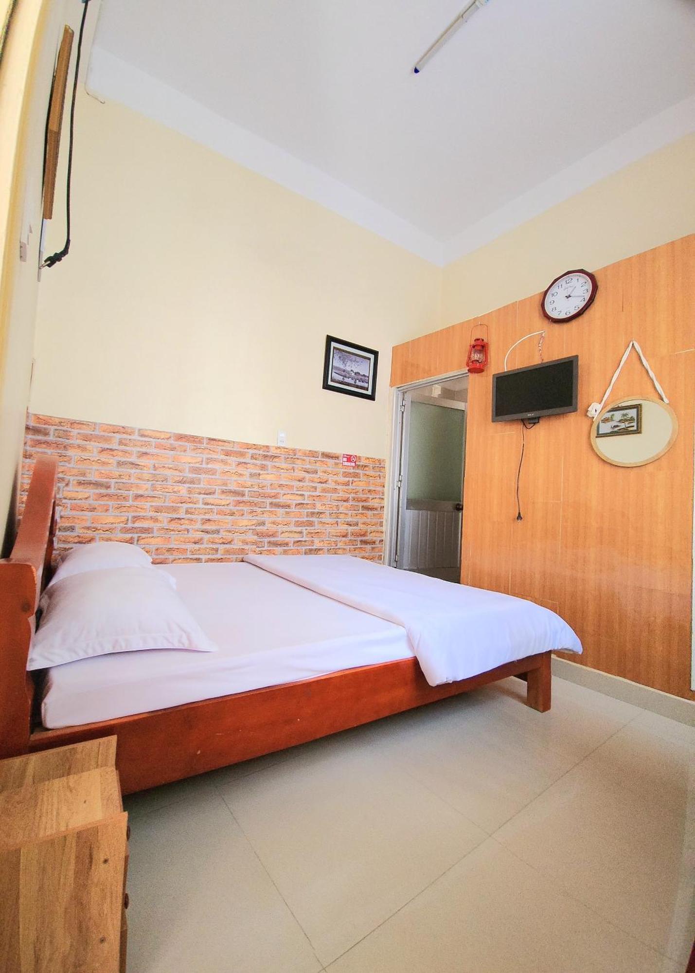Binh Dao Hotel - Khach San Ngay Trung Tam Gia Re دالات المظهر الخارجي الصورة